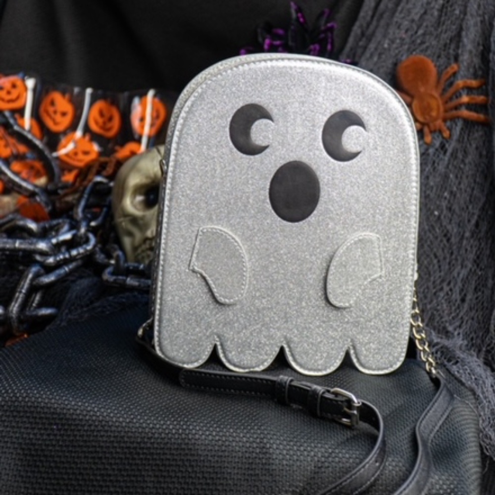🎄Sparkly Silver Ghost Crossbody Purse🎄
